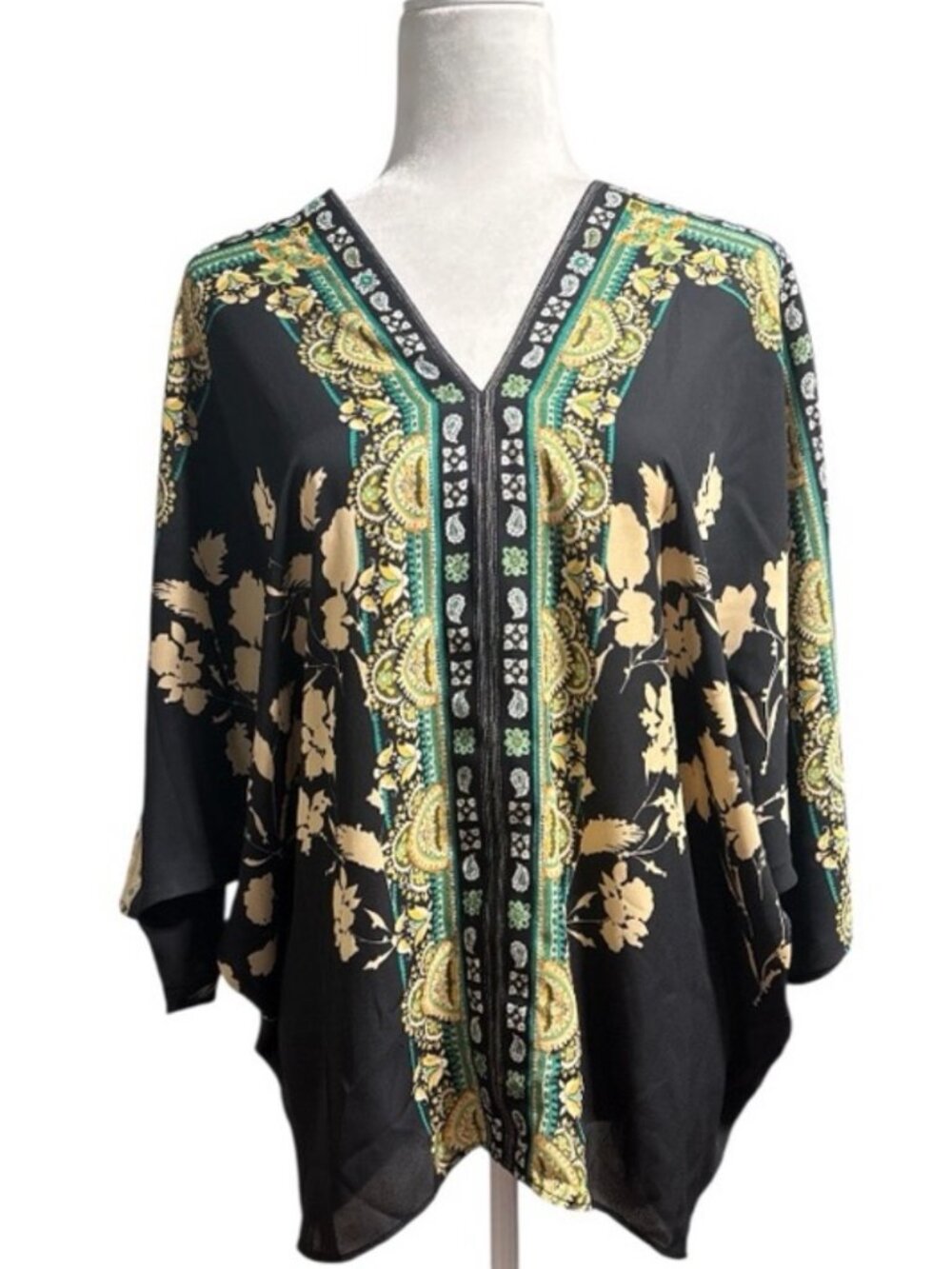 NWT Rose & Olive Black Floral Boho Tunic - Size Small